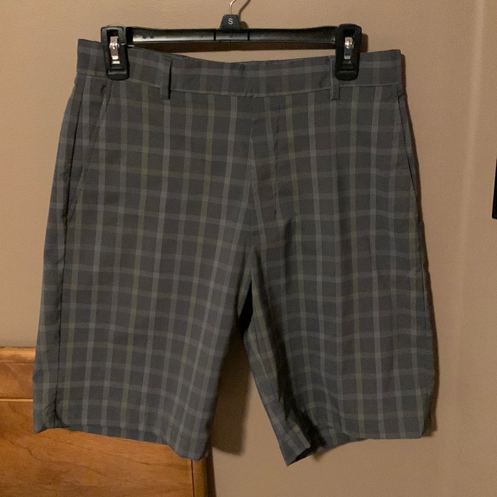 Walter Hagen Mens Performance Fabric Golf Shorts